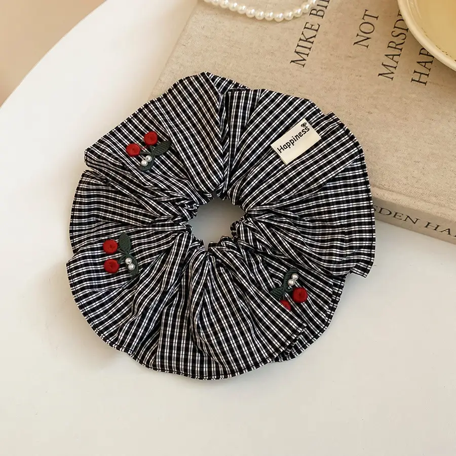Elegant Mesh Hair Clip with Floral Design - Image 25