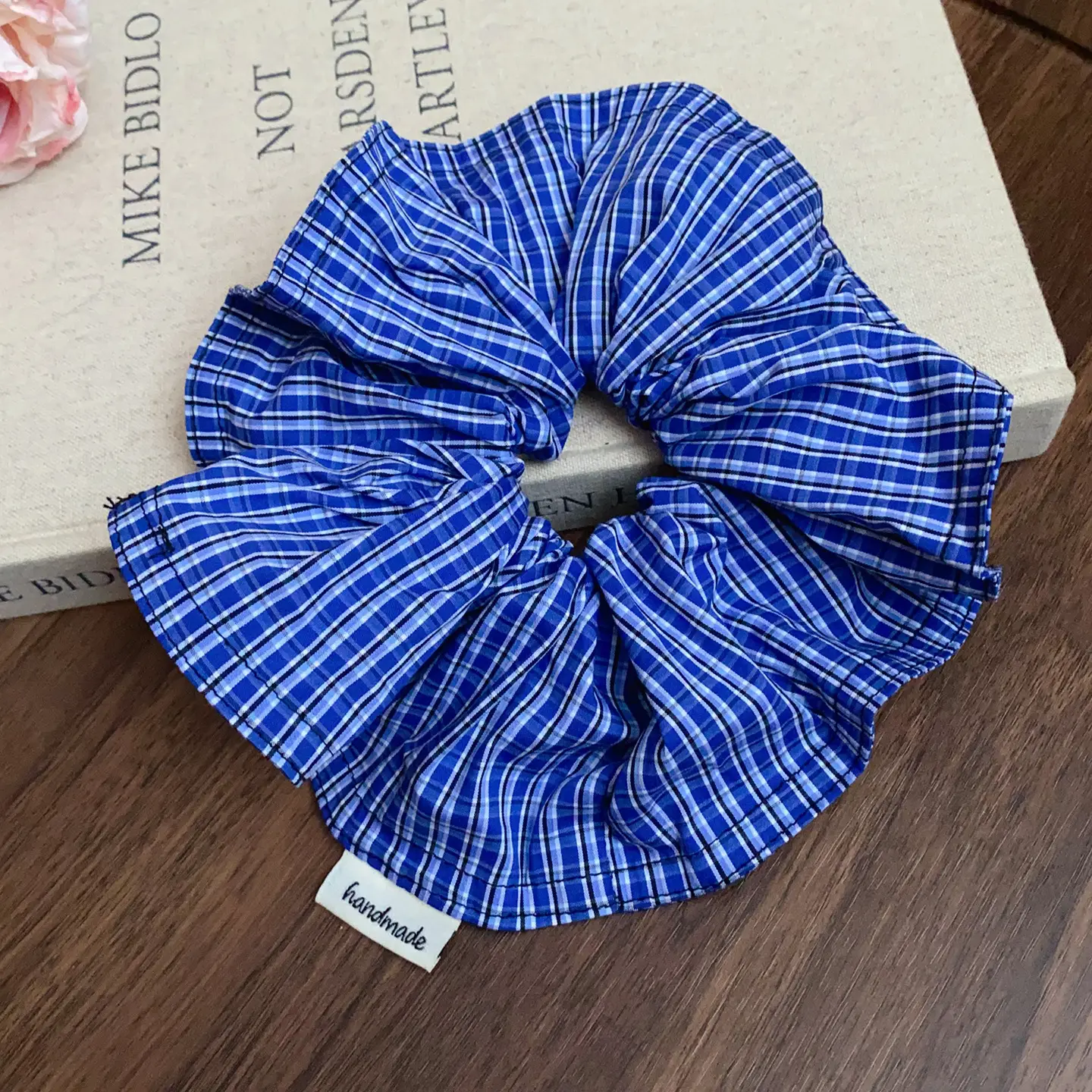 Elegant Mesh Hair Clip with Floral Design - Image 27