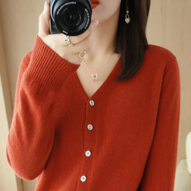 cinnabar red