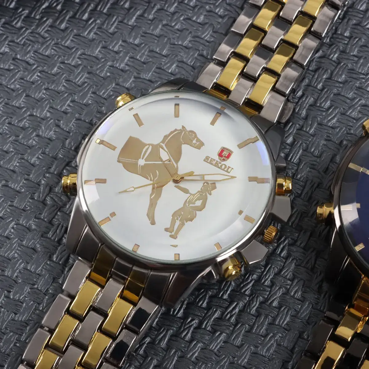 Cross-Border Fashion Men's Quartz Watch Gold-Tone Alloy