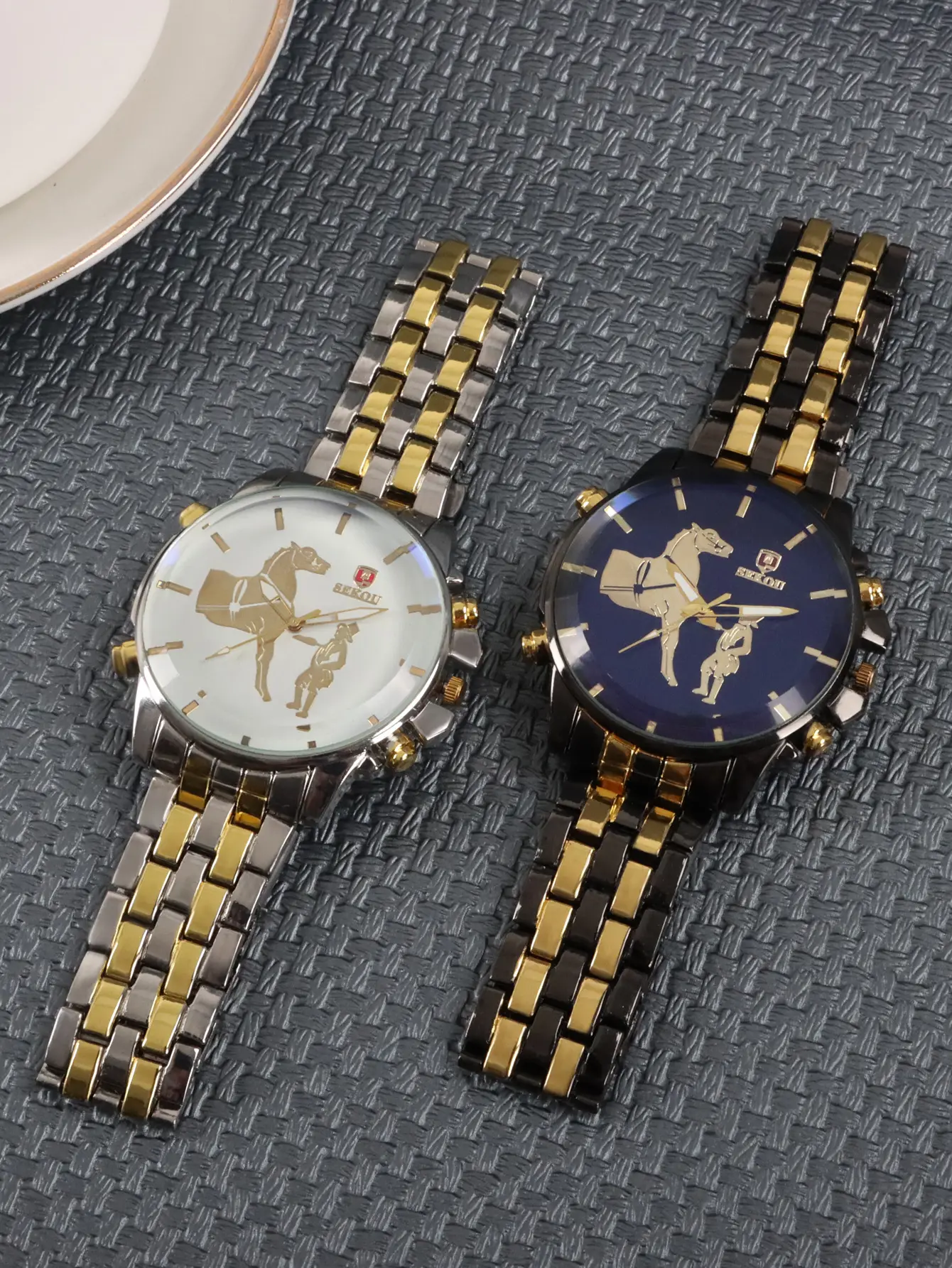 Cross-Border Fashion Men's Quartz Watch Gold-Tone Alloy — feature 17