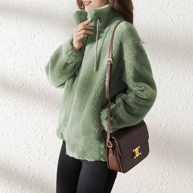Women's Green Fleece Zipper Coat with Vertical Collar - Image 11