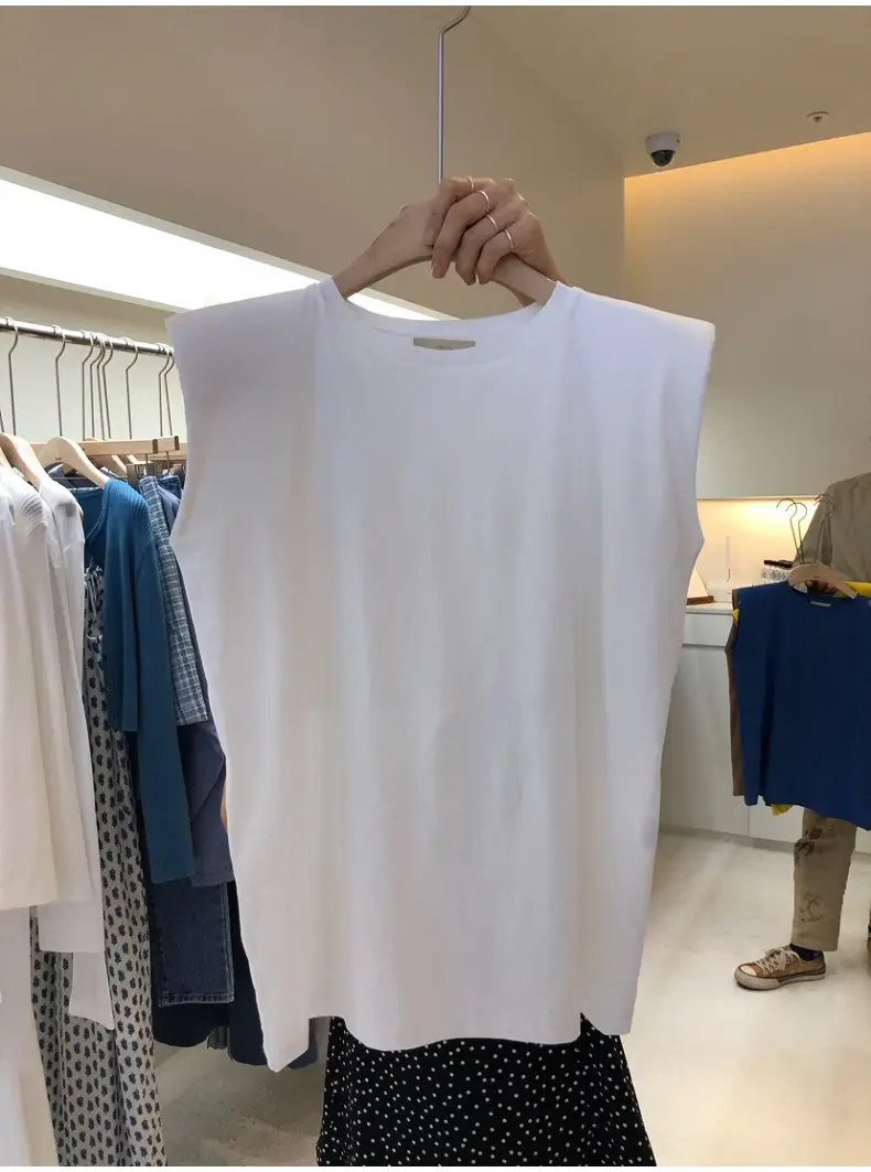2025 White Sleeveless Vest for Women Loose Round Neck — feature 17