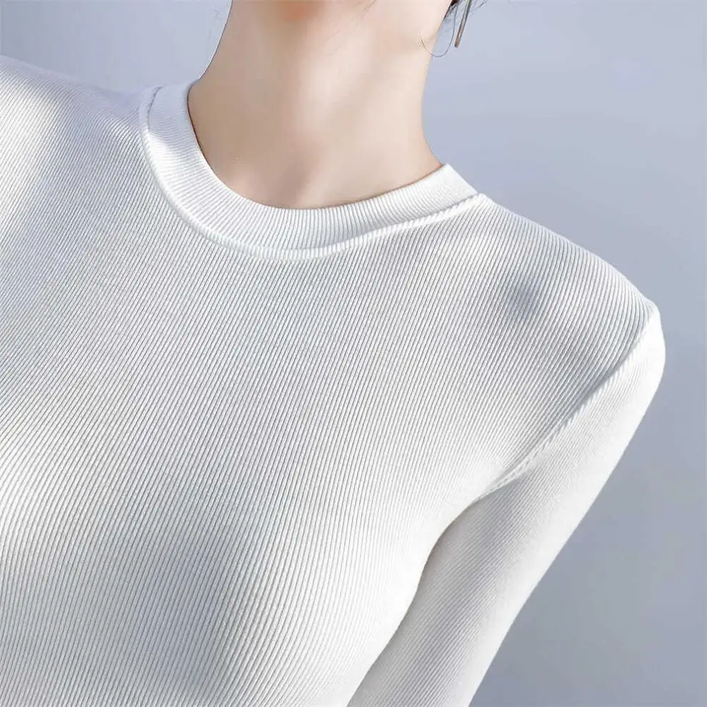 Women's White Ribbed Jersey Top with Gold Chain Bag — feature 12