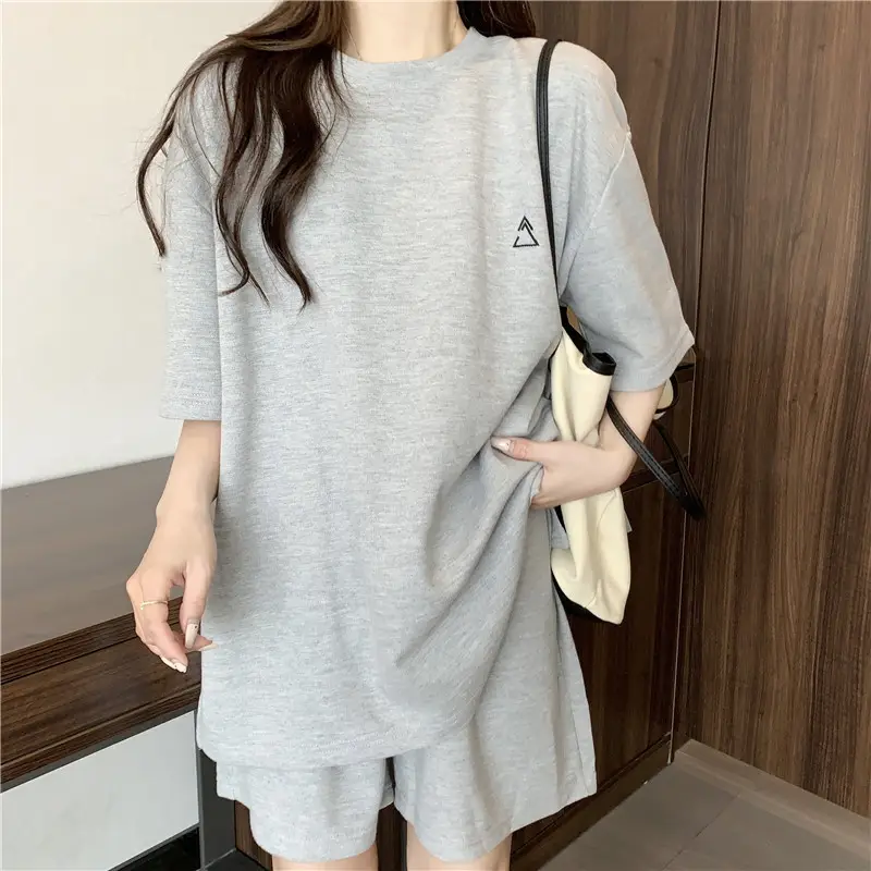 Women Grey T-Shirt Shorts Set Large Summer Wear — feature 15