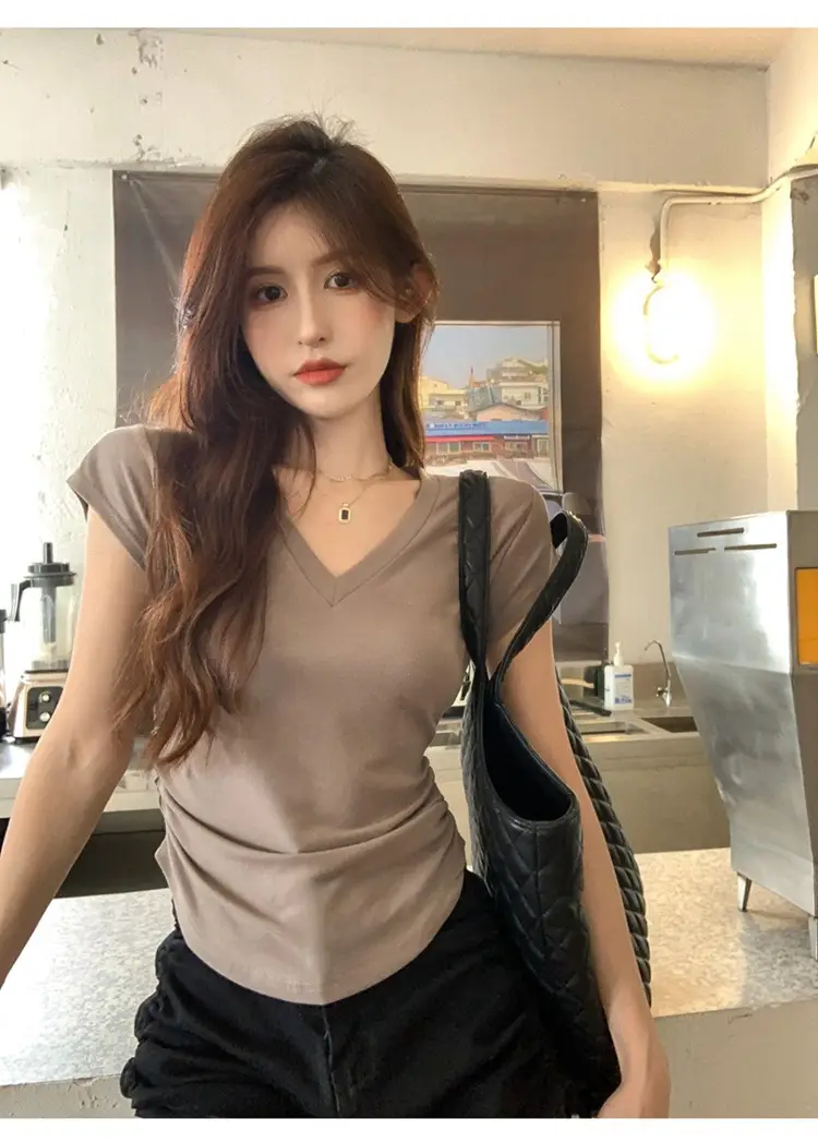 Women V-Neck Black T-Shirt Slim Fit 2025 Summer — feature 4