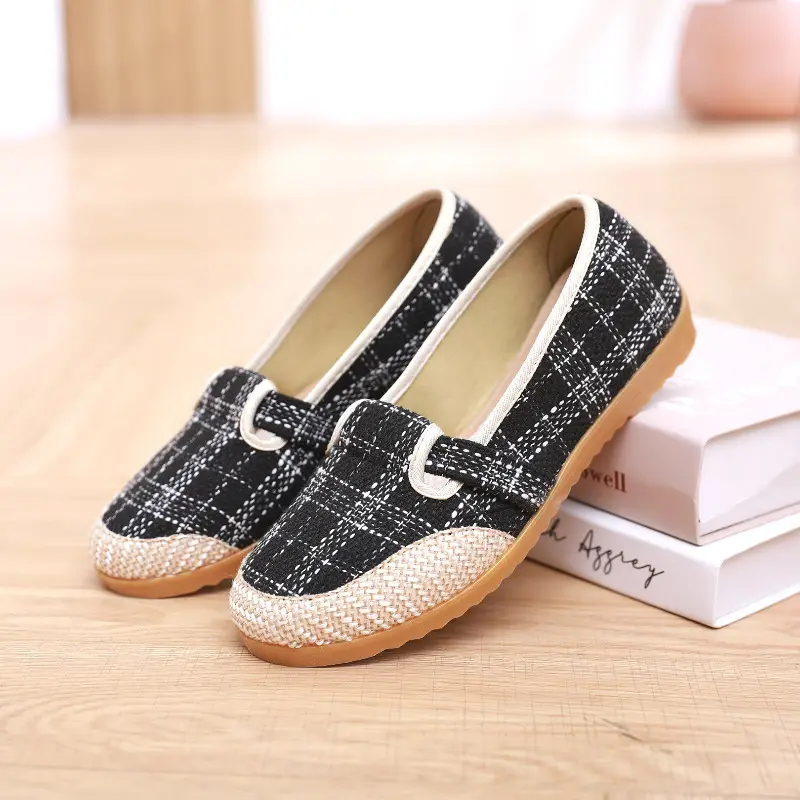 Women's New Beijing Old Cloth Shoes Non-Slip Soft Bottom Plaid Wear