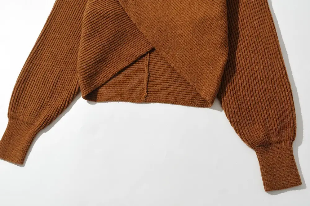 White Cross Neck Knitted V Neck Sweater Long Sleeve — feature 40