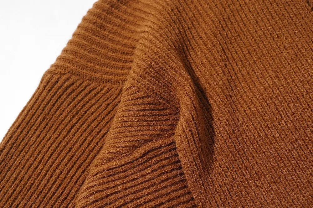 White Cross Neck Knitted V Neck Sweater Long Sleeve — feature 45