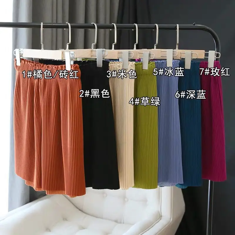 Women 3 Beige Wide Leg Shorts Mid Length Slimming - Image 9