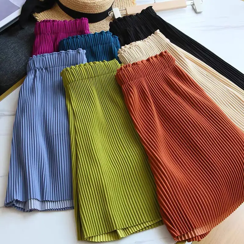 Women 3 Beige Wide Leg Shorts Mid Length Slimming — feature 16