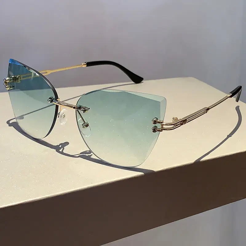 Cat Eye Gradient Sunglasses Gold Frame Europe US - Image 4