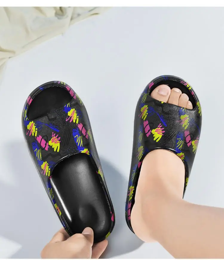 Fujian Men's Colorful Abstract Flip Flops — feature 3