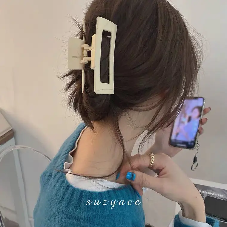 Large Shark Clip 10.5cm Adult Hair Accessory - Image 12