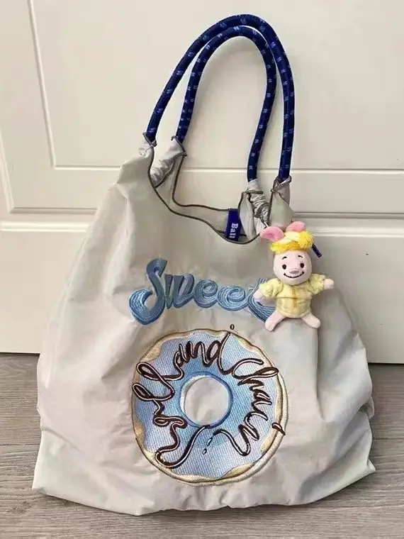 New Donut Women's Embroidered Shoulder Bag - Image 9