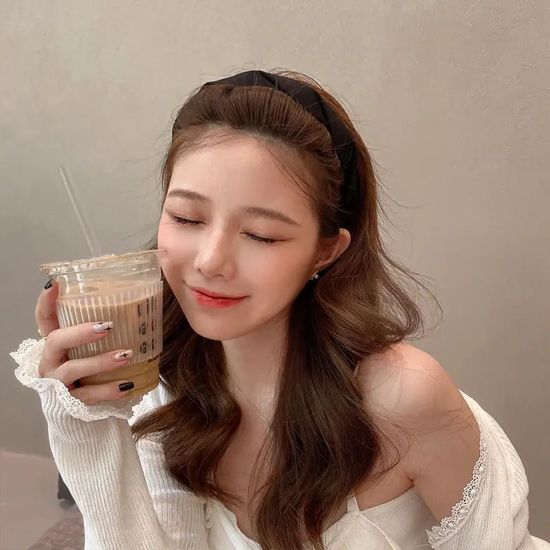 Women's White Embroidered Face Wash Headband 2025 - Image 32