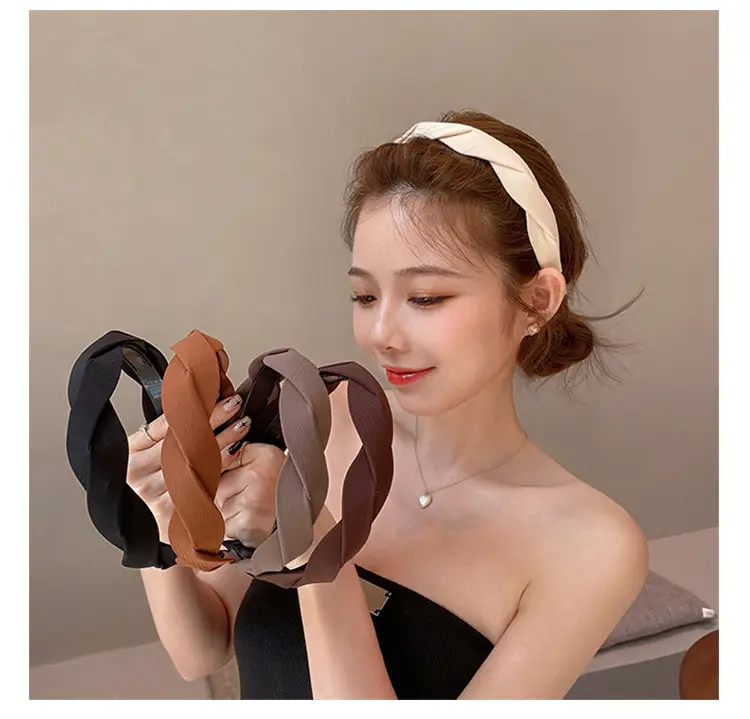 Women's White Embroidered Face Wash Headband 2025 — feature 3