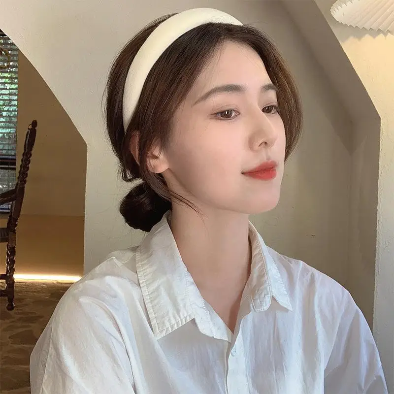 Women's White Embroidered Face Wash Headband 2025 - Image 15