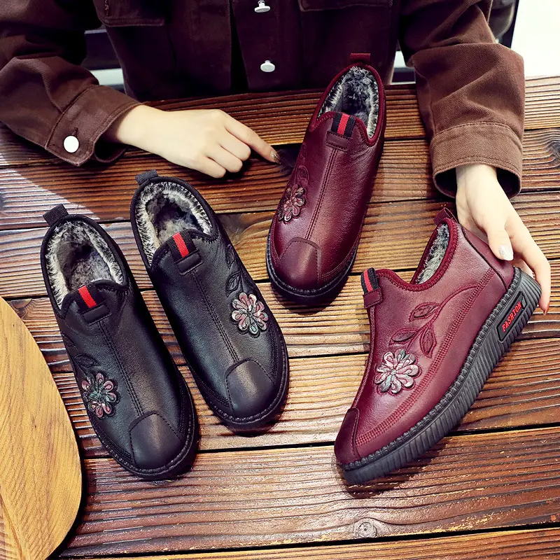 Beijing Old Cloth Shoes Women's Cotton Shoes Winter fleece-lined Thickened Warm Slip-on Comfortable Casual Middle-aged Mothers and Elderly Shoes