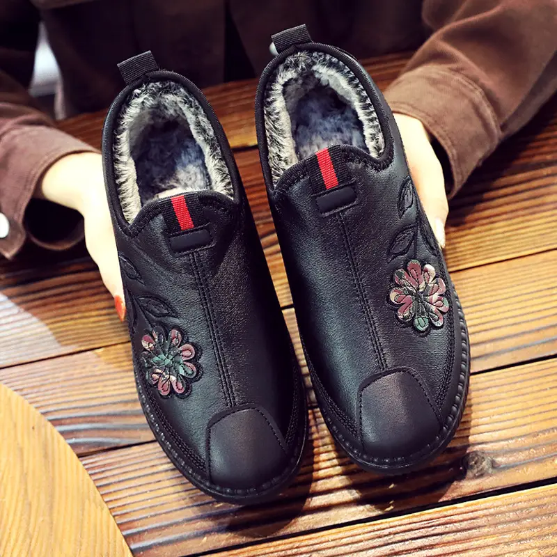 Beijing Old Cloth Shoes Women's Cotton Shoes Winter fleece-lined Thickened Warm Slip-on Comfortable Casual Middle-aged Mothers and Elderly Shoes