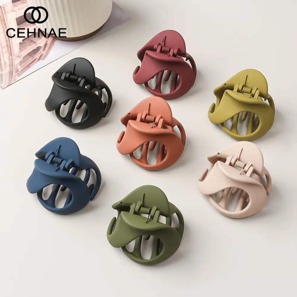 New Hollow Grip Clip Matte Texture Large Hair Clip - Image 38