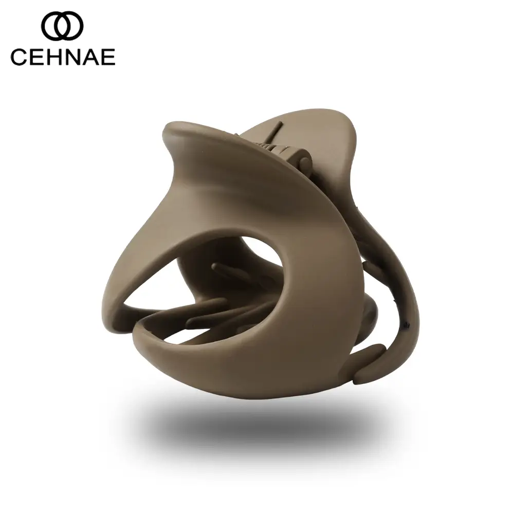 New Hollow Grip Clip Matte Texture Large Hair Clip - Image 8