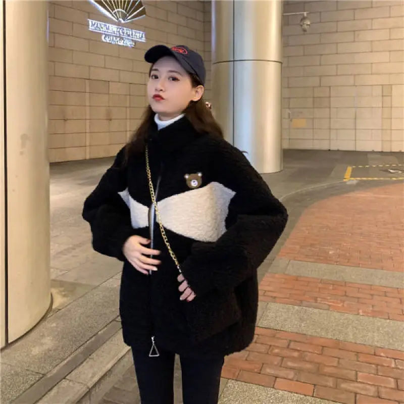 Women Bear Embroidered Velvet Cashmere Jacket Winter - Image 5
