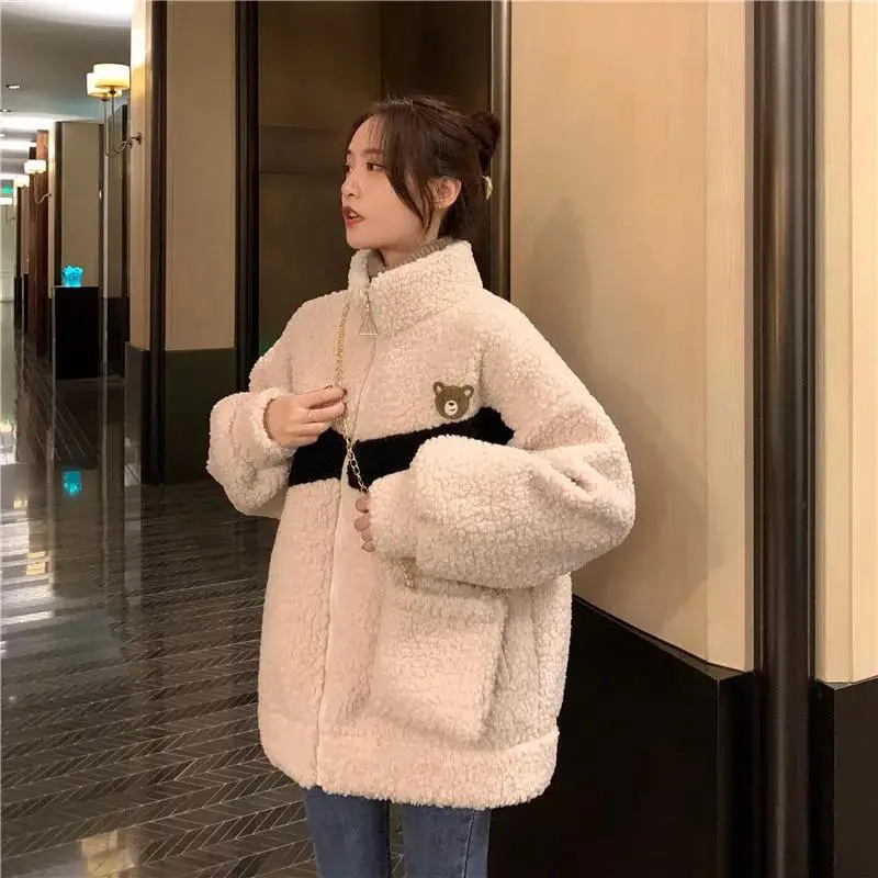 Women Bear Embroidered Velvet Cashmere Jacket Winter — feature 11