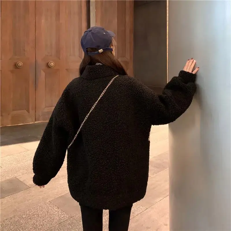 Women Bear Embroidered Velvet Cashmere Jacket Winter — feature 7