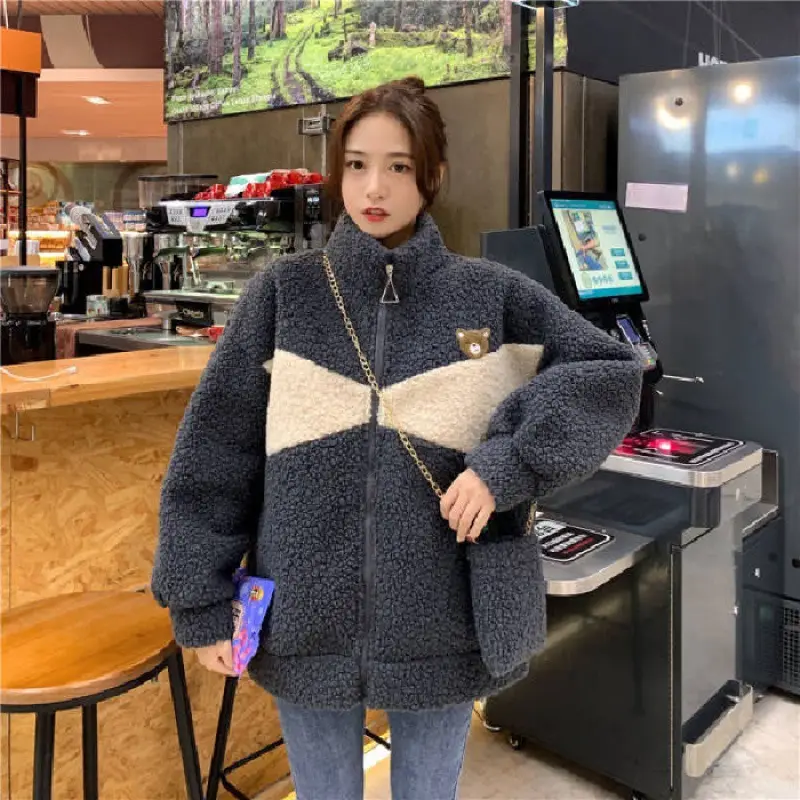 Women Bear Embroidered Velvet Cashmere Jacket Winter - Image 2