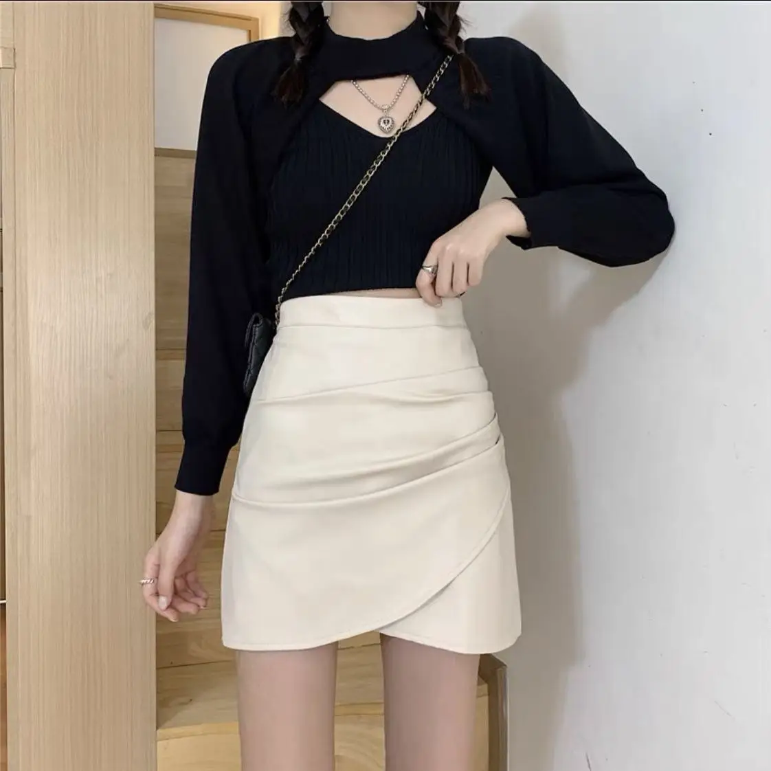Irregular Pleated Leather Mini Skirt Women 2026 Winter - Image 3