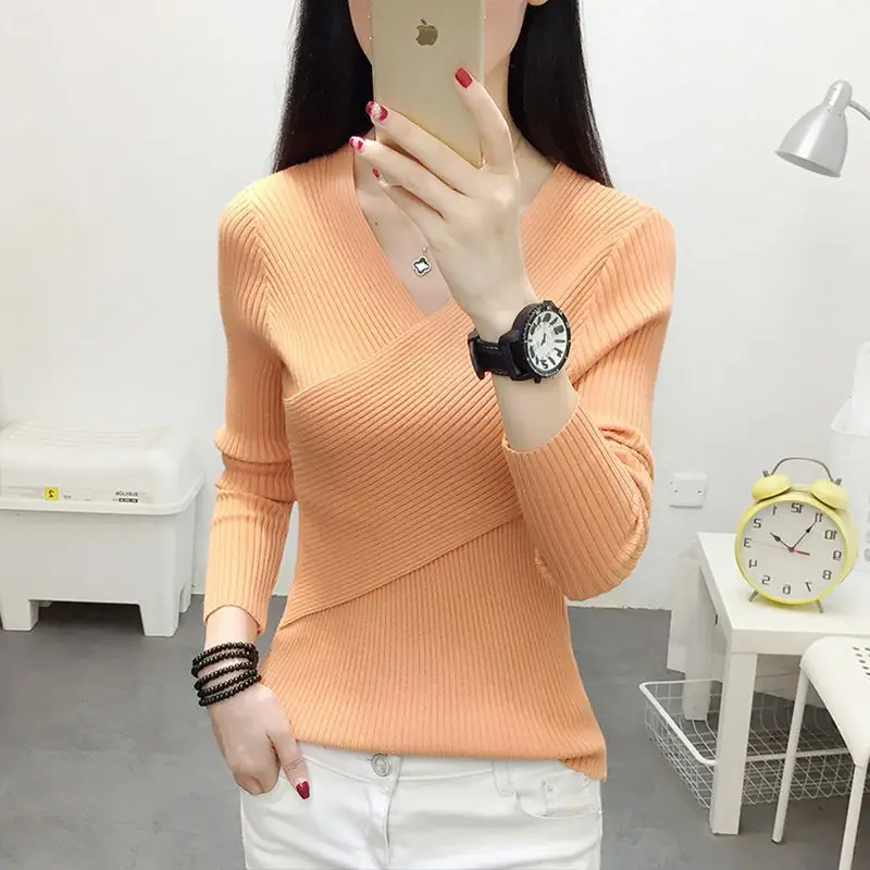 Women V-Neck Knitted Sweater White 2022