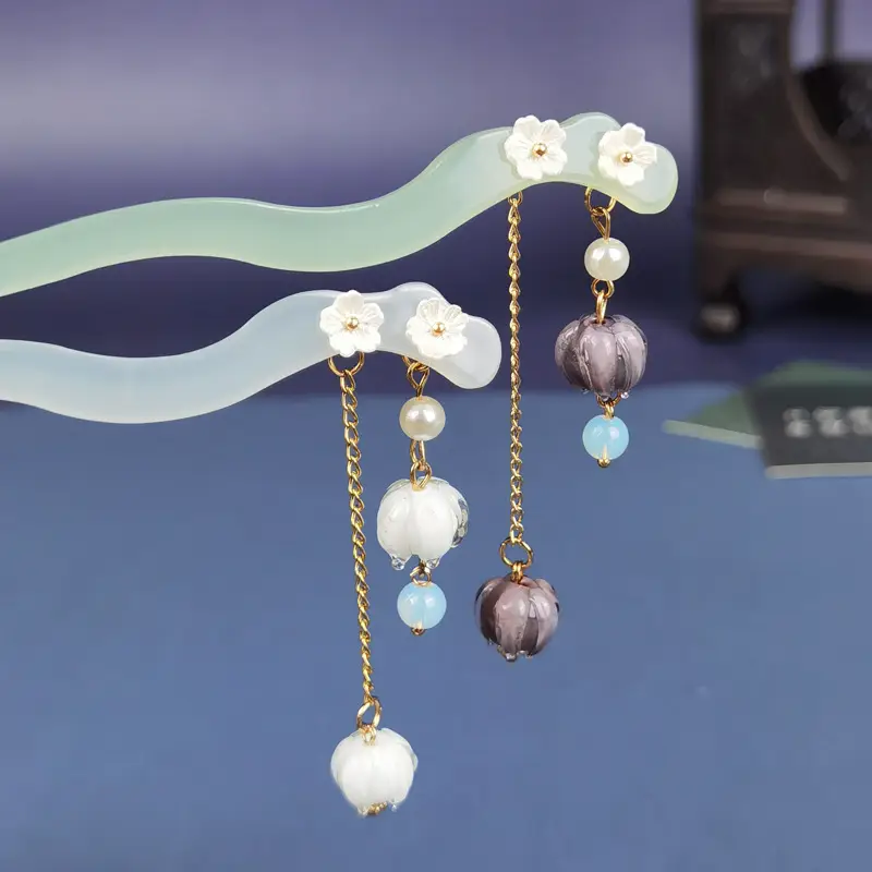 Han Dynasty Cheongsam Ball Hairpin with Tassel - Image 4