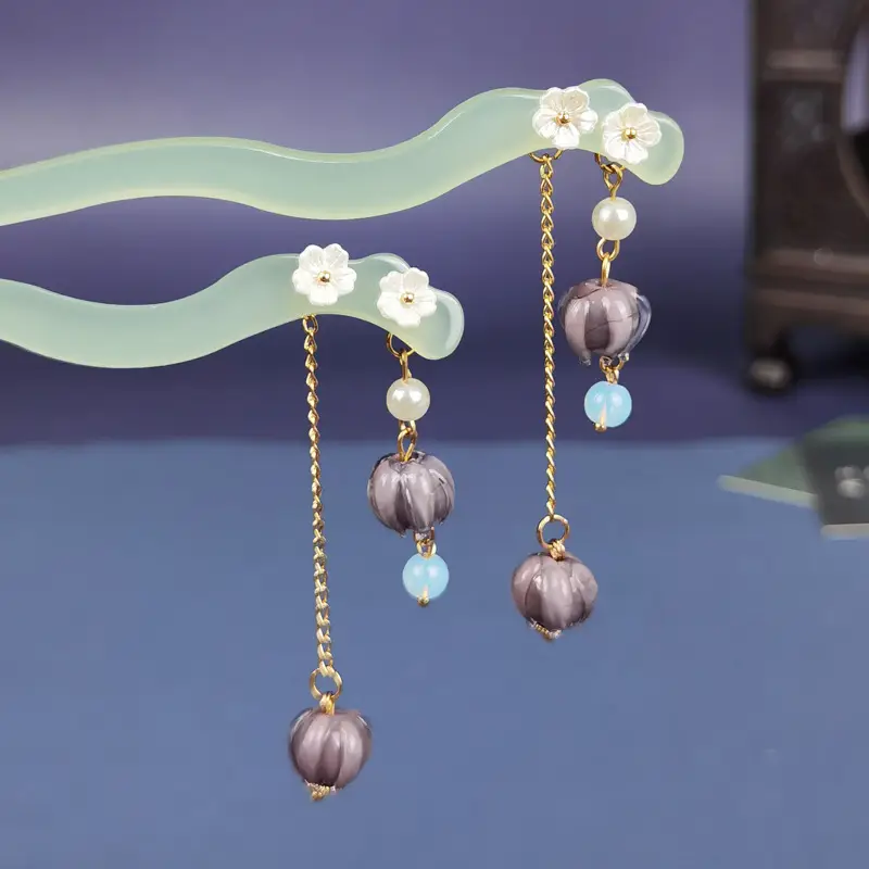 Han Dynasty Cheongsam Ball Hairpin with Tassel - Image 5