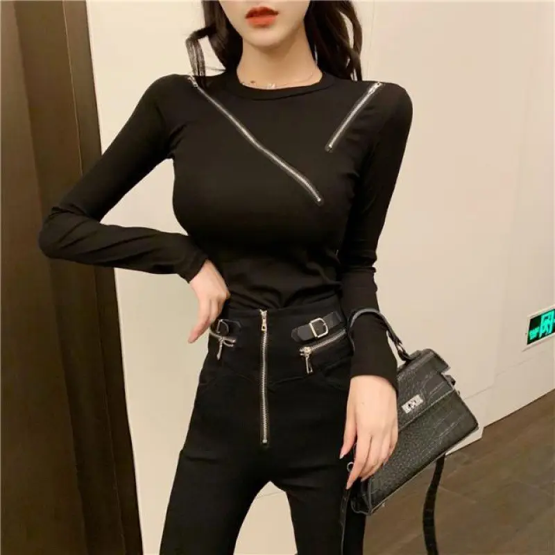 Black Slim Fit Long Sleeve Zipper T-Shirt for Women - Image 7