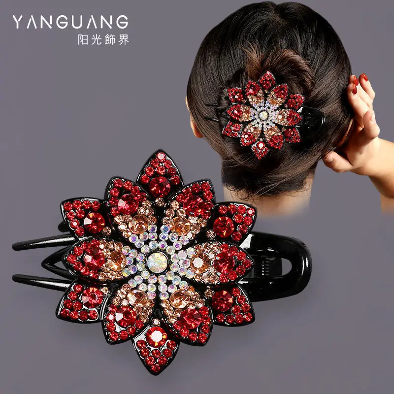 Gorgeous Rhinestone Hair Clip with Crossbody Back Design - Image 10