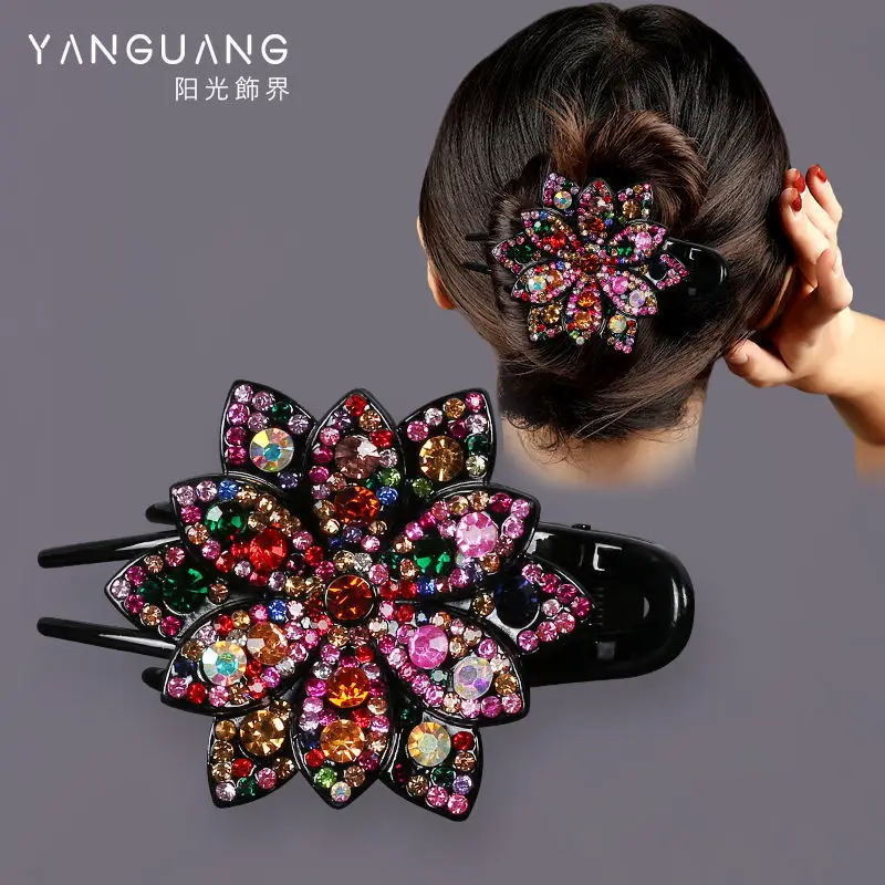 Gorgeous Rhinestone Hair Clip with Crossbody Back Design - Image 5