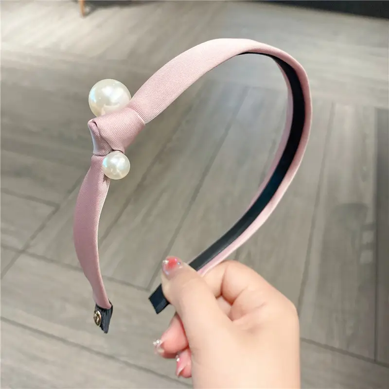 Women Korean Style Pearl Headband with Side Knot Brooch - Image 2
