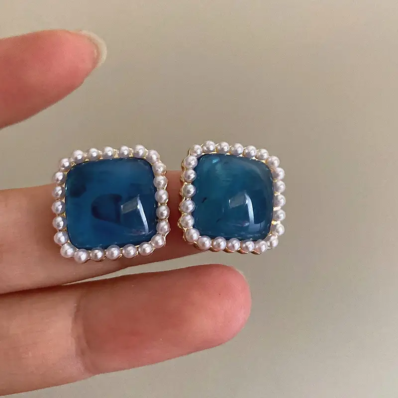French Retro Blue Pearl Geometric Earrings for Women