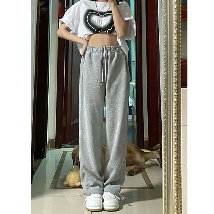 2024 Women's Black Wide Leg Sweatpants Loose Slimming Casual - Image 2