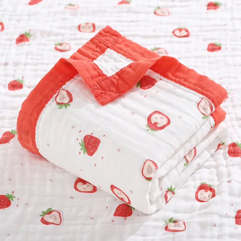 Six-layer wide-brimmed smiley strawberry