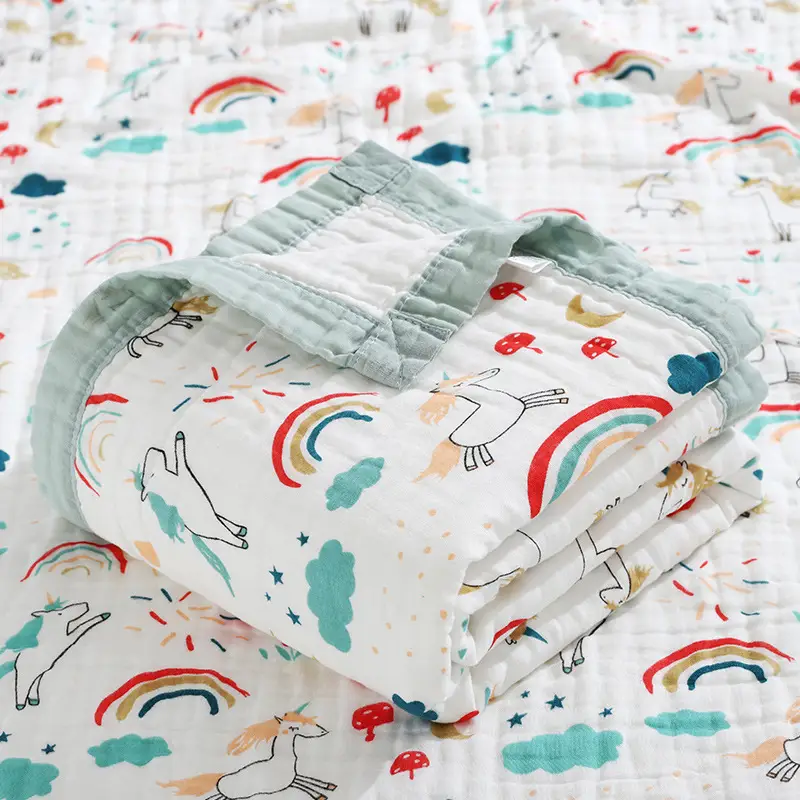 Six-story wide-brimmed rainbow horse