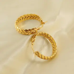Gold Plated Corrugated Earrings for Women — feature 7