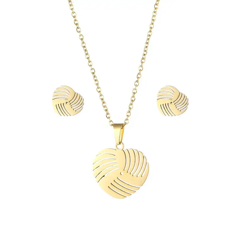 Gold Striped Necklace Set for Women - Image 5