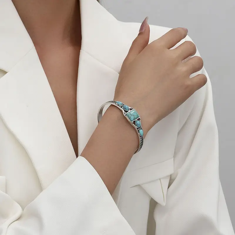 Turquoise Bohemian Bracelet Set Adjustable Open End — feature 2