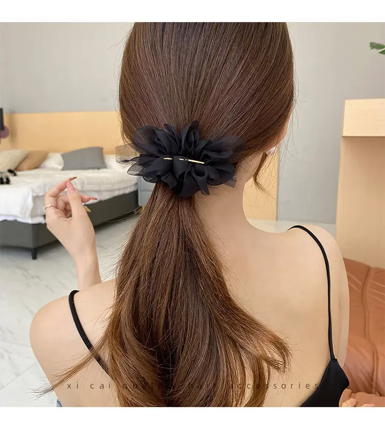 Elegant White Chiffon Hairpin for Women — feature 3
