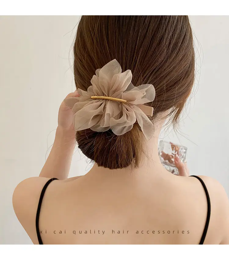 Elegant White Chiffon Hairpin for Women — feature 4