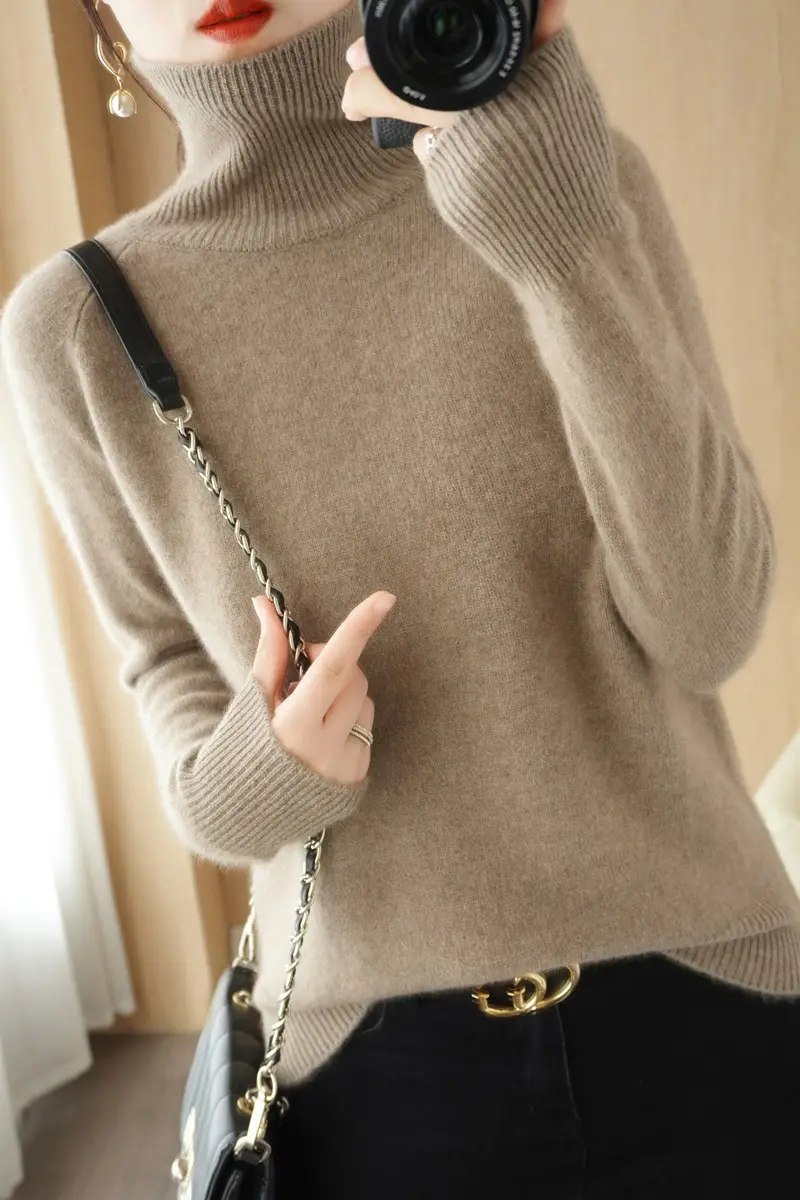 2022 Blue High-Neck Long Sleeve Pullover Knitwear - Image 3