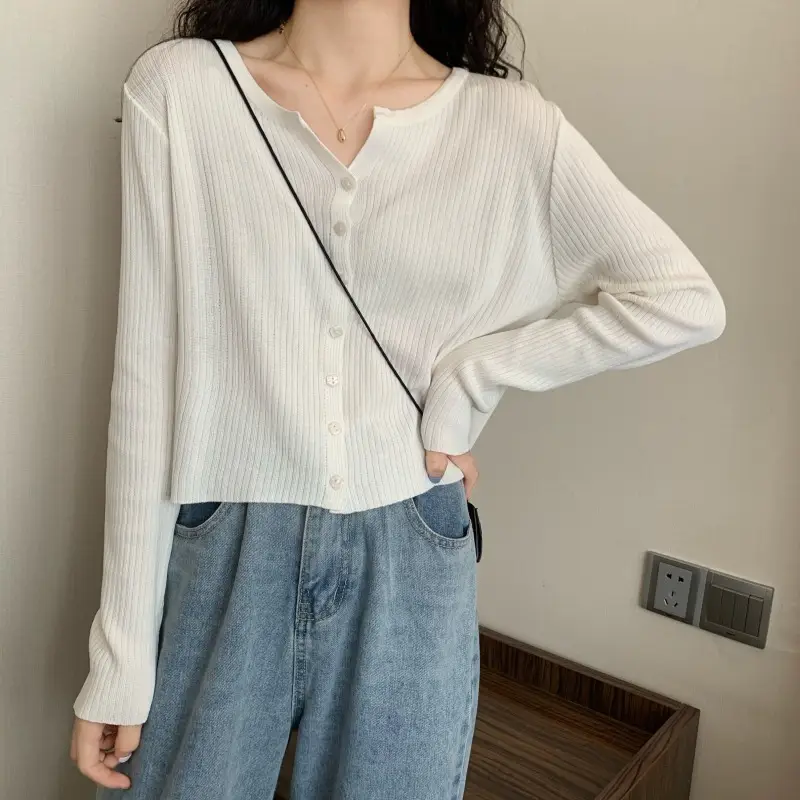 Women's Green Ice Silk Knitted Cardigan Jacket — feature 9