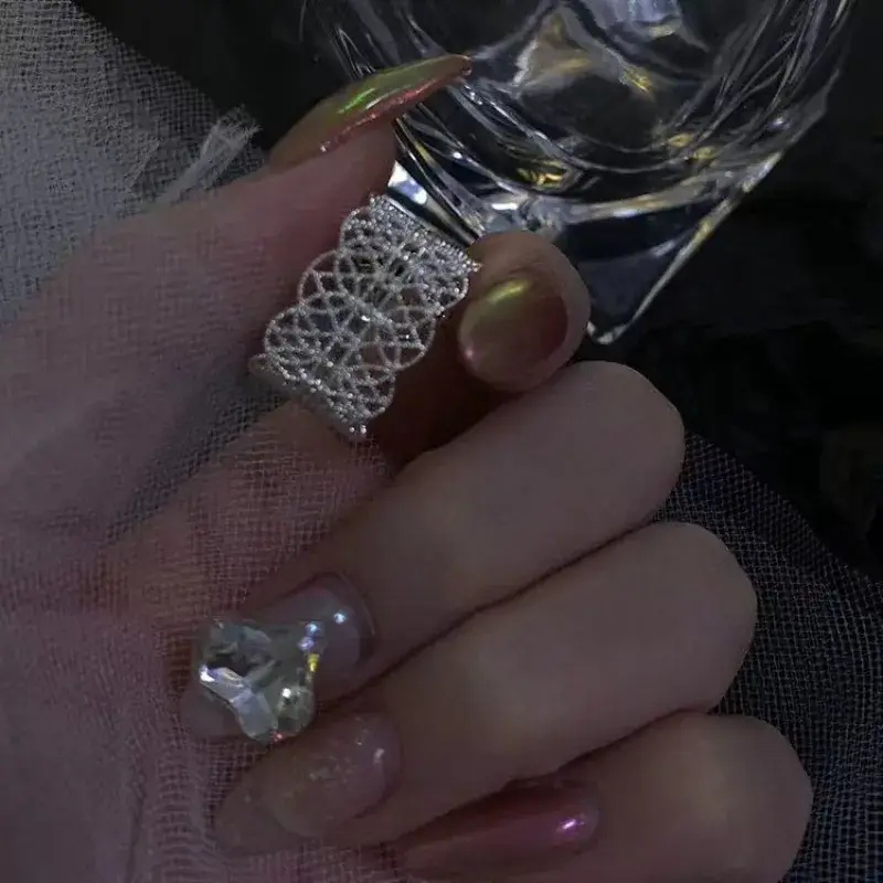 Lace Light High-end Women's Open Ring - Image 2